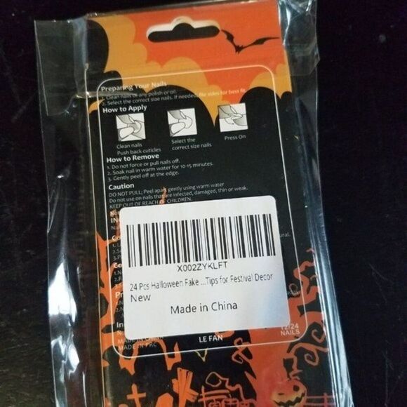 Halloween Press-On Nails 24 Pc Set Magic Fingertips Black & White - Picture 4 of 8
